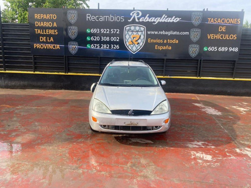  FORD FOCUS FAMILIAR (CAK) 