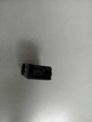 NO IDENTIFICADO MITSUBISHI GALANT BERLINA (EA0) 