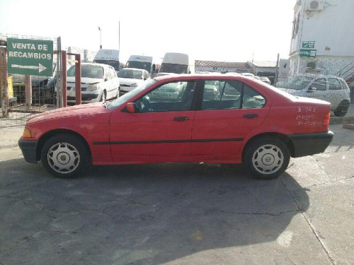  BMW SERIE 3 BERLINA (E36) 
