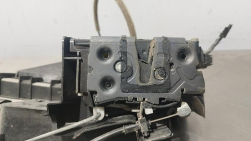  CERRADURA PUERTA DELANTERA IZQUIERDA 