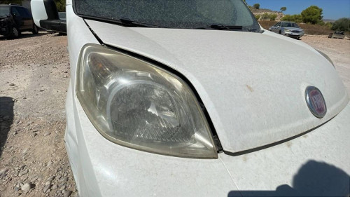 FARO DERECHO FIAT QUBO (300) 
