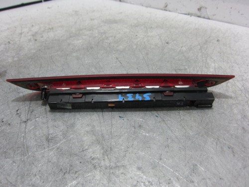  LUZ CENTRAL DE FRENO FORD FOCUS BERLINA (CAK) 