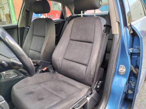  AUDI A4 BERLINA (8E) 