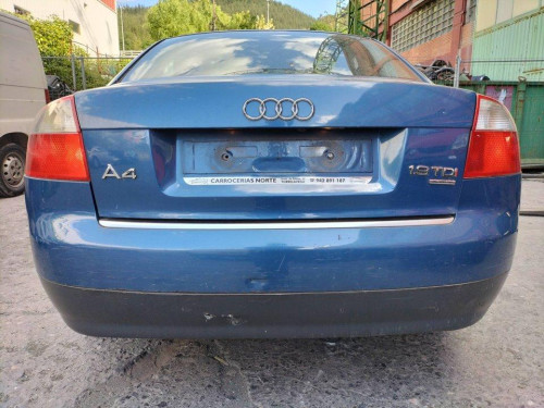  AUDI A4 BERLINA (8E) 