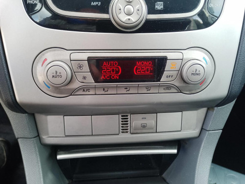 MANDO CLIMATIZADOR FORD FOCUS BERLINA (CAP) 