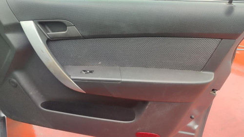 CHEVROLET AVEO BERLINA — vehículo donante para recambios 
