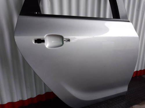 PUERTA TRASERA DERECHA OPEL ASTRA J BERLINA 5P 