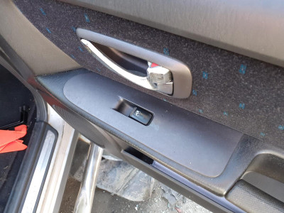 MANDO ELEVALUNAS DELANTERO DERECHO, HYUNDAI, TERRACAN (HP)