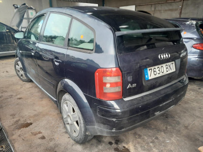AUDI A2 (8Z)