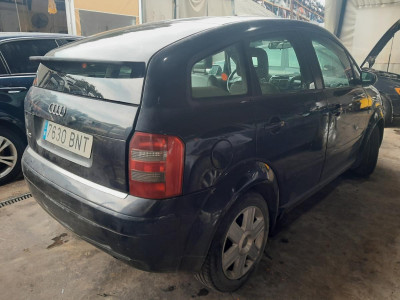 AUDI A2 (8Z)