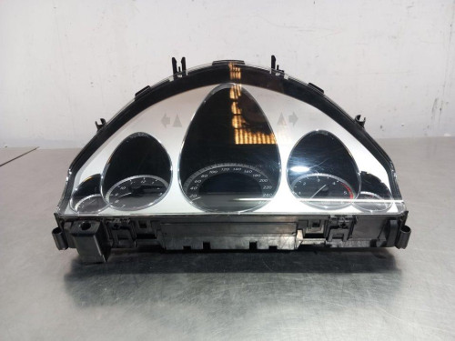  CUADRO INSTRUMENTOS MERCEDES-BENZ CLASE E (BM 212) FAMILIAR 