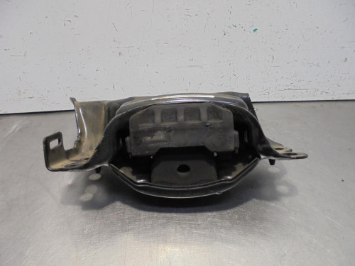  SOPORTE MOTOR IZQUIERDO Seat ARONA (KJ) 