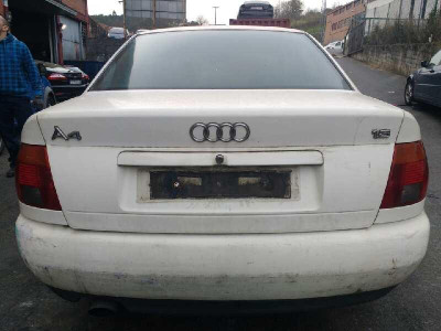 AUDI A4 BERLINA (B5)