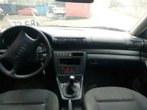  AUDI A4 BERLINA (B5) 