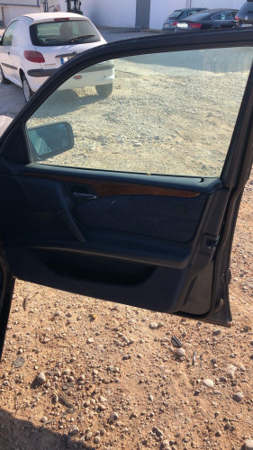 MERCEDES-BENZ CLASE E (BM 210) BERLINA — автомобиль-донор на запчасти 