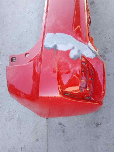 PARAGOLPES TRASERO 