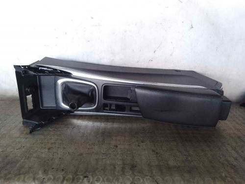 CONSOLA CENTRAL Renault MEGANE IV SPORT TOURER 