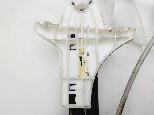 ELEVALUNAS TRASERO DERECHO Volkswagen POLO V (6R1) 