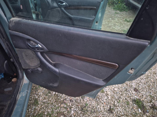 MANETA INTERIOR TRASERA DERECHA used