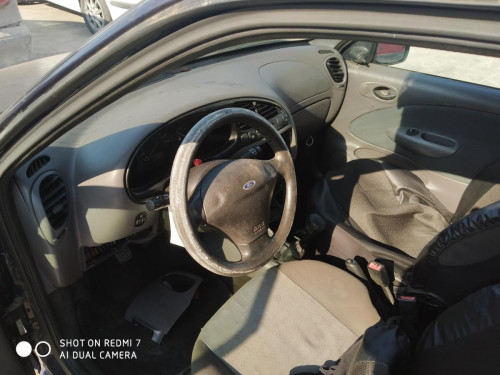  FORD FIESTA BERLINA (DX) 