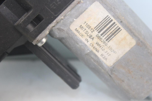 MOTOR ELEVALUNAS DELANTERO DERECHO 