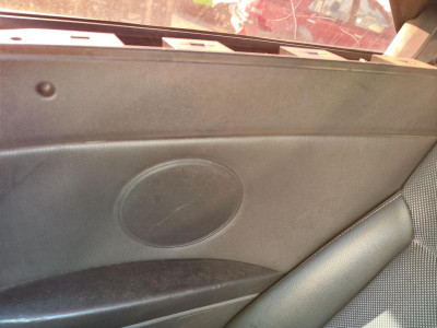 ELEVALUNAS TRASERO DERECHO