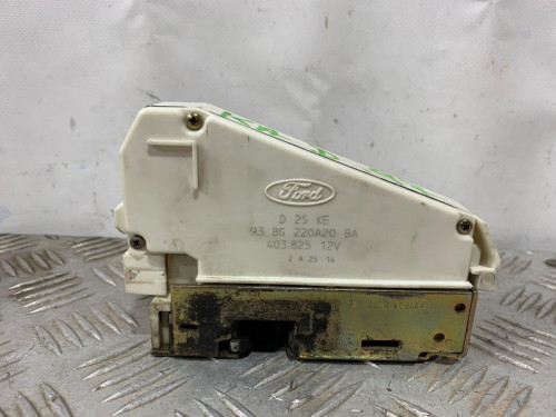  CERRADURA PUERTA DELANTERA DERECHA 