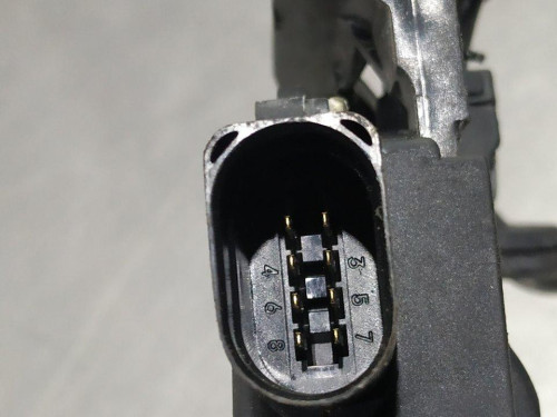  CERRADURA PUERTA DELANTERA DERECHA VOLKSWAGEN PASSAT BERLINA (3B2) 