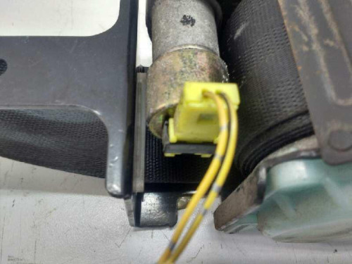 CINTURON SEGURIDAD DELANTERO DERECHO Nissan ALMERA TINO (V10M) 