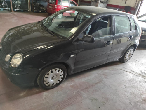 VOLKSWAGEN POLO IV (9N1) — vehículo donante para recambios 