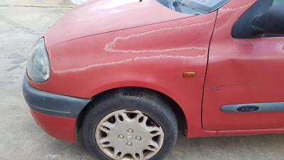 ALETA DELANTERA IZQUIERDA Renault Clio II Fase I (B/CB0)(1998->)