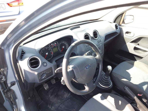 FORD FIESTA (CBK) — vehículo donante para recambios 