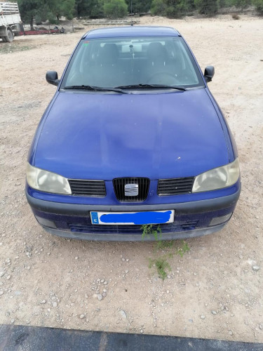 SEAT CORDOBA BERLINA (6K2) — автомобиль-донор на запчасти 