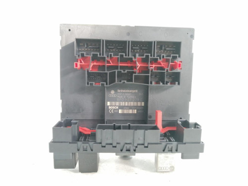 CAJA RELES / FUSIBLES AUDI A3 (8P1) 