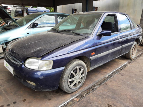  FORD ESCORT BERL./TURNIER 
