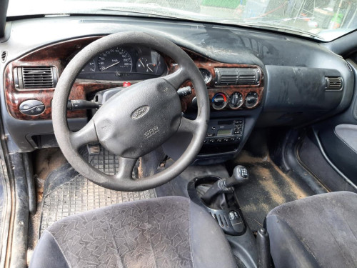  FORD ESCORT BERL./TURNIER 