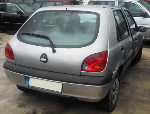  FORD FIESTA BERLINA 