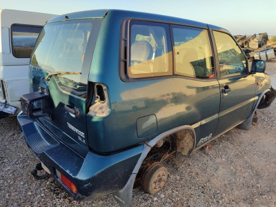 NISSAN TERRANO II (R20)