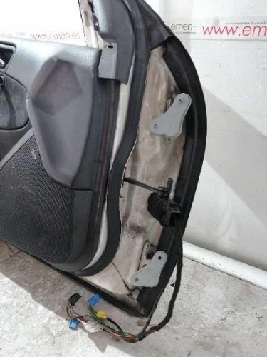  PUERTA DELANTERA IZQUIERDA Mercedes-Benz CLASE C (BM 203) FAMILIAR 