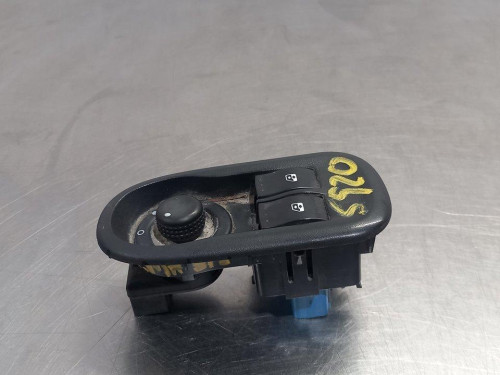  MANDO ELEVALUNAS DELANTERO IZQUIERDO RENAULT MASTER III VOLQUETE 