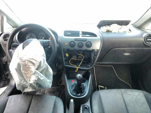  SEAT LEON (1P1) 
