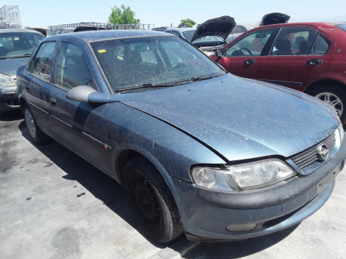  OPEL VECTRA B BERLINA 