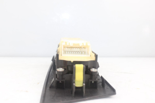 MANDO ELEVALUNAS DELANTERO IZQUIERDO LEXUS IS (DS2/IS2) 