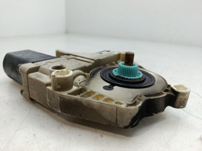 MOTOR ELEVALUNAS DELANTERO IZQUIERDO, AUDI, A6 BERLINA (4F2)