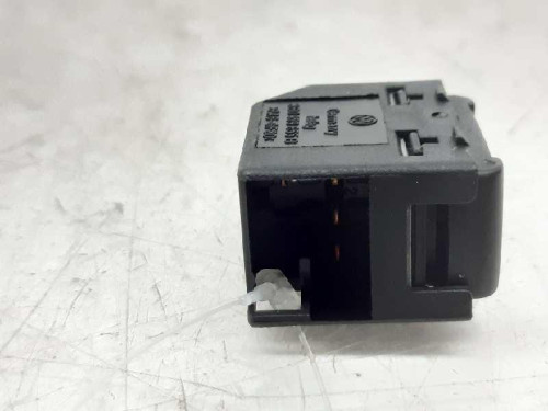  MANDO ELEVALUNAS TRASERO DERECHO, VOLKSWAGEN, GOLF IV BERLINA (1J1)(10.1997) 