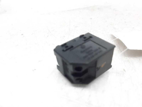  MANDO ELEVALUNAS TRASERO DERECHO, VOLKSWAGEN, GOLF IV BERLINA (1J1)(10.1997) 