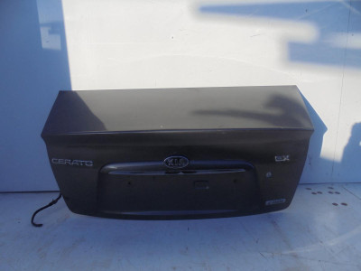TAPA MALETERO, KIA, CERATO (LD)