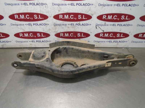  BRAZO SUSPENSION INFERIOR TRASERO IZQUIERDO Toyota RAV4 (A3) 