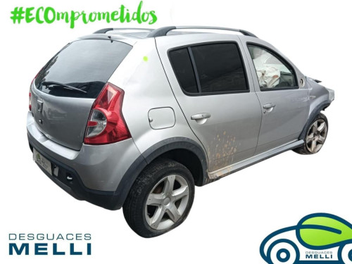 DACIA SANDERO — vehículo donante para recambios 