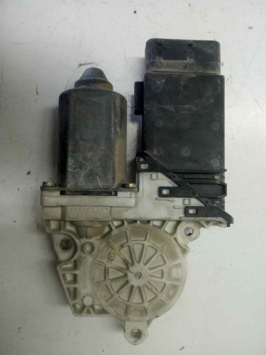 MOTOR ELEVALUNAS DELANTERO DERECHO Seat TOLEDO (1M2) 